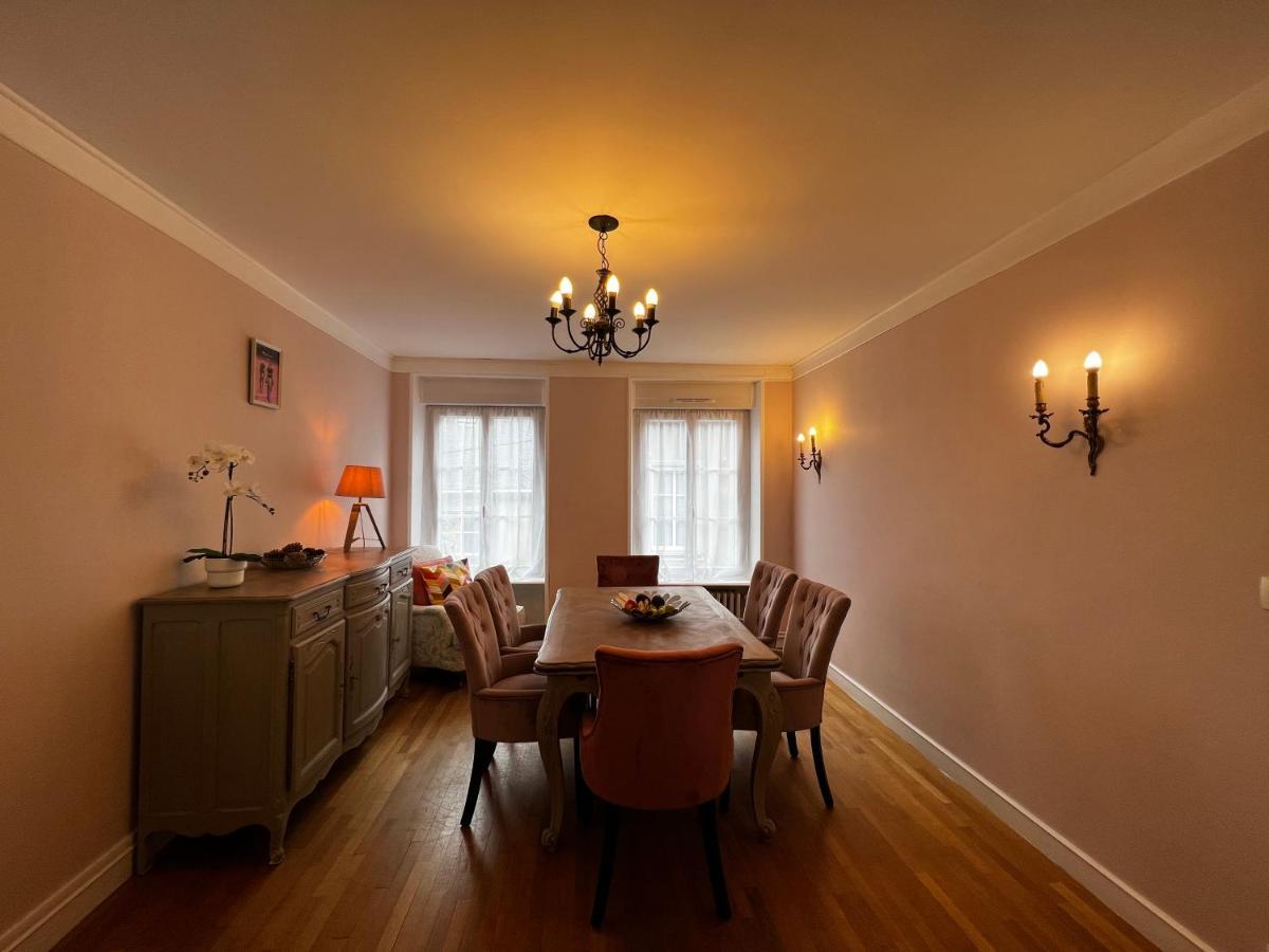 A La Maison - Hebergement De Luxe Донфрон Экстерьер фото